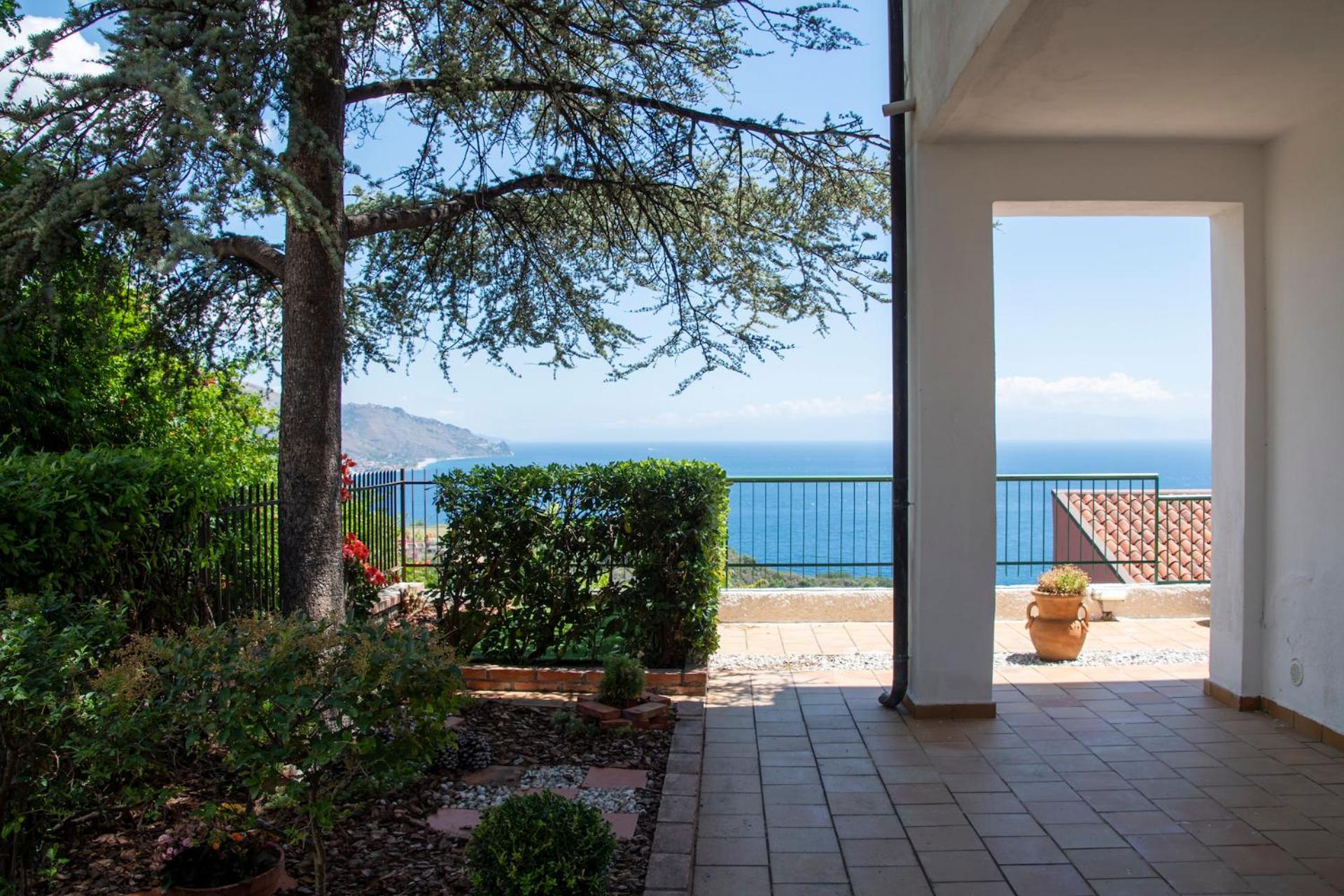 Taormina Holiday Apartment Bagian luar foto